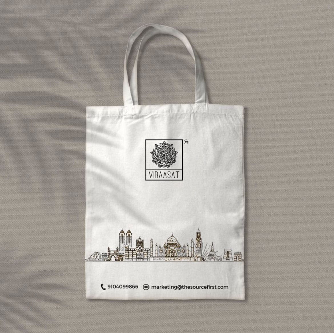 Monument Tote bags